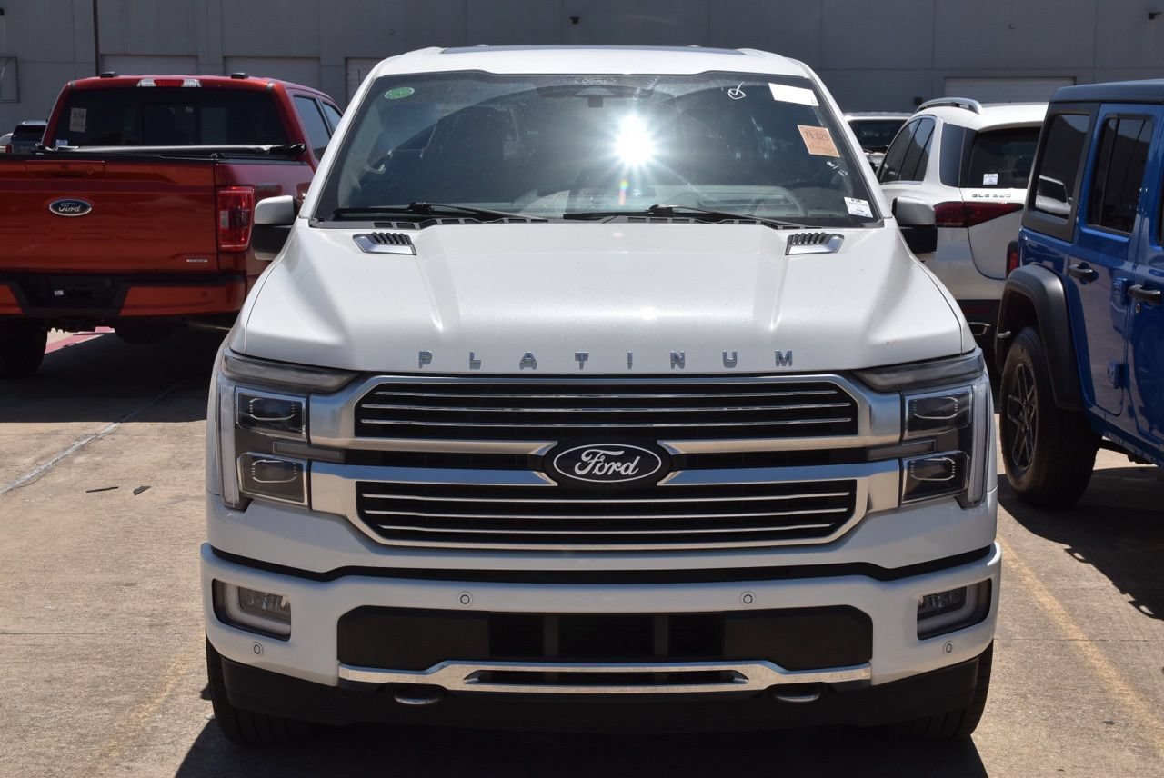 Certified 2024 Ford F150 Platinum w/ Equipment Group 703A Plus AWD/4WD image 3