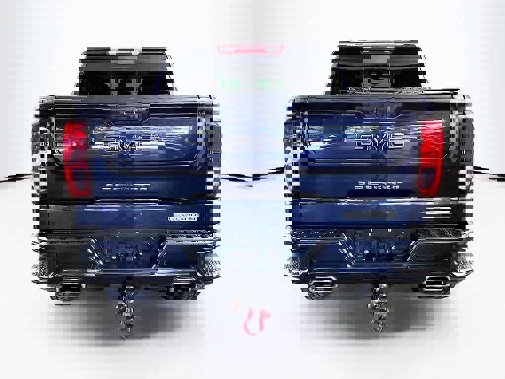 Used 2022 GMC Sierra 1500 Elevation w/ Elevation Premium Package image 4