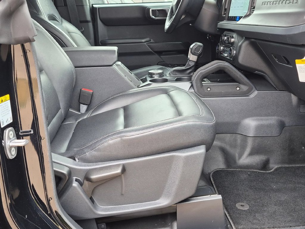 Certified 2026 Ford Bronco Badlands AWD/4WD image 26