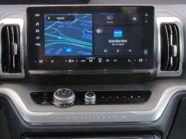 Certified 2025 Ford Expedition Platinum image 18