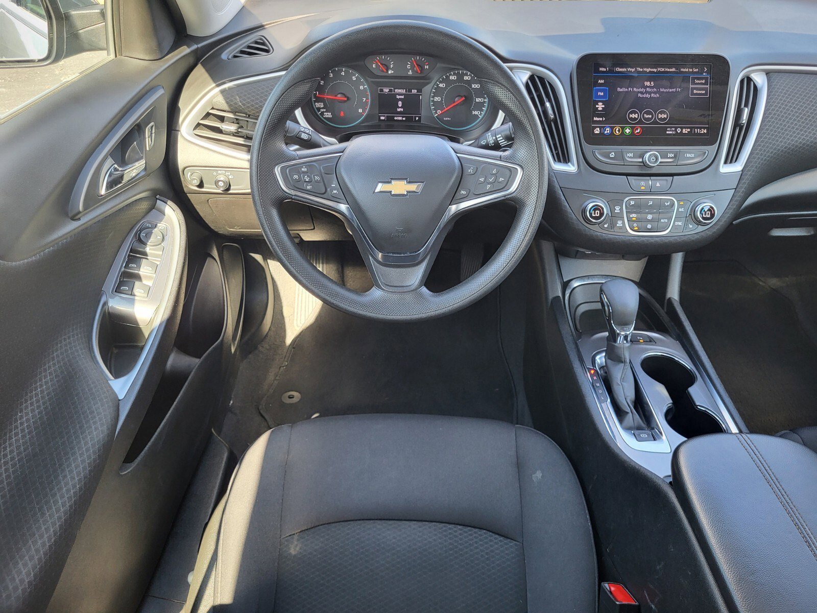 Used 2024 Chevrolet Malibu LT image 12