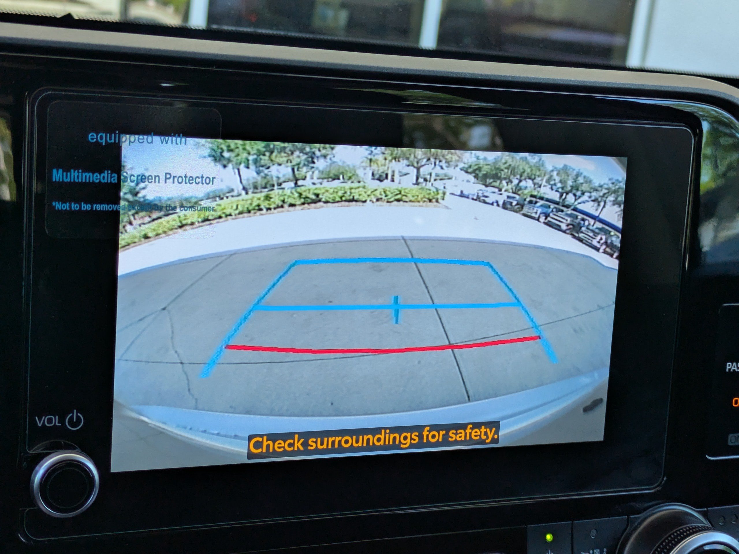 Used 2025 Toyota Highlander XLE FWD image 25
