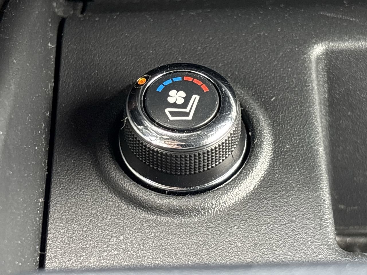 Used 2023 Nissan Titan Platinum Reserve w/ Off Road Protection Package image 29