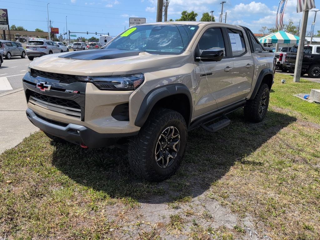 Used 2023 Chevrolet Colorado ZR2 w/ ZR2 Convenience Package III image 29