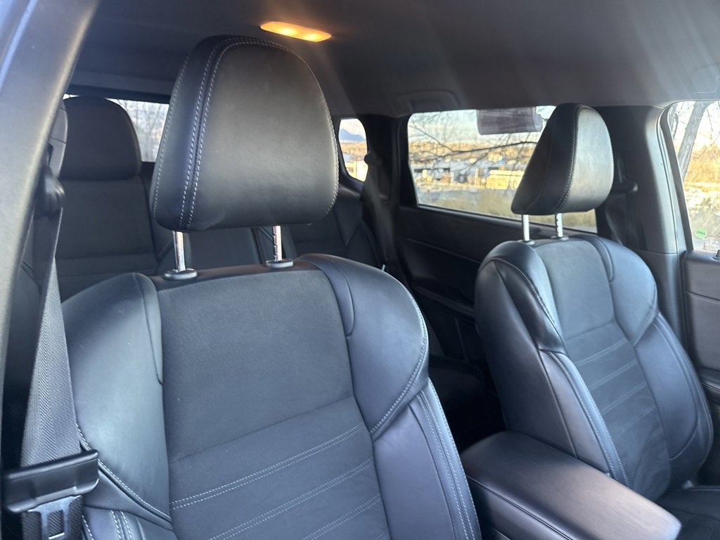 Used 2024 Mitsubishi Outlander SE image 29