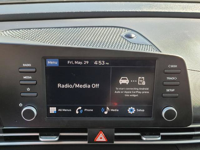 Used 2025 Hyundai Elantra SE FWD image 16