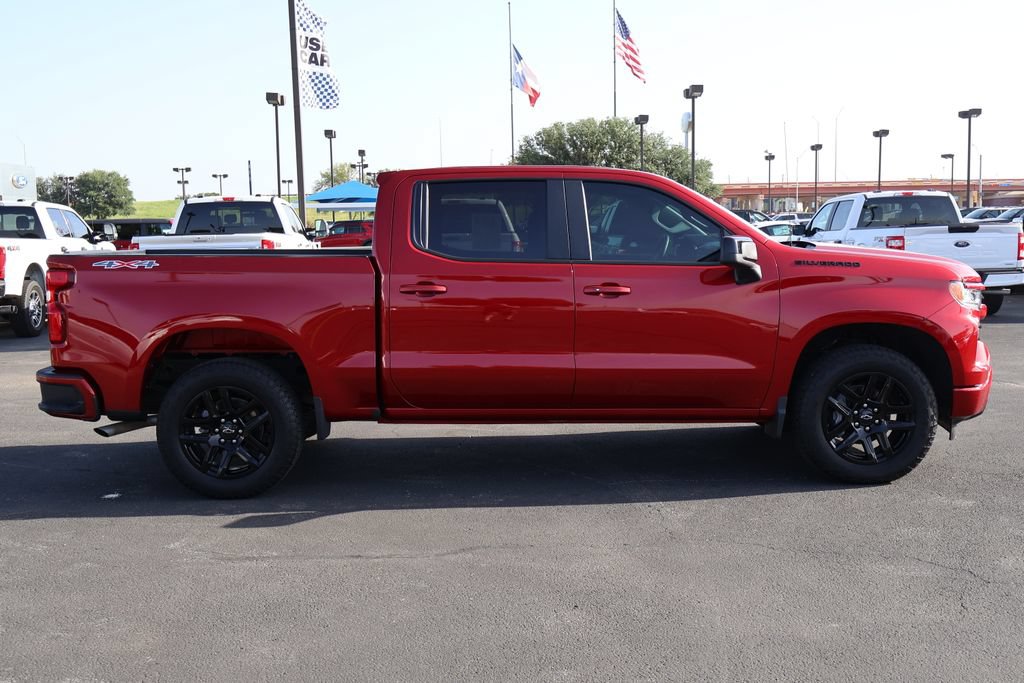 Used 2025 Chevrolet Silverado 1500 RST w/ LPO, Dark Essentials Package AWD/4WD image 17
