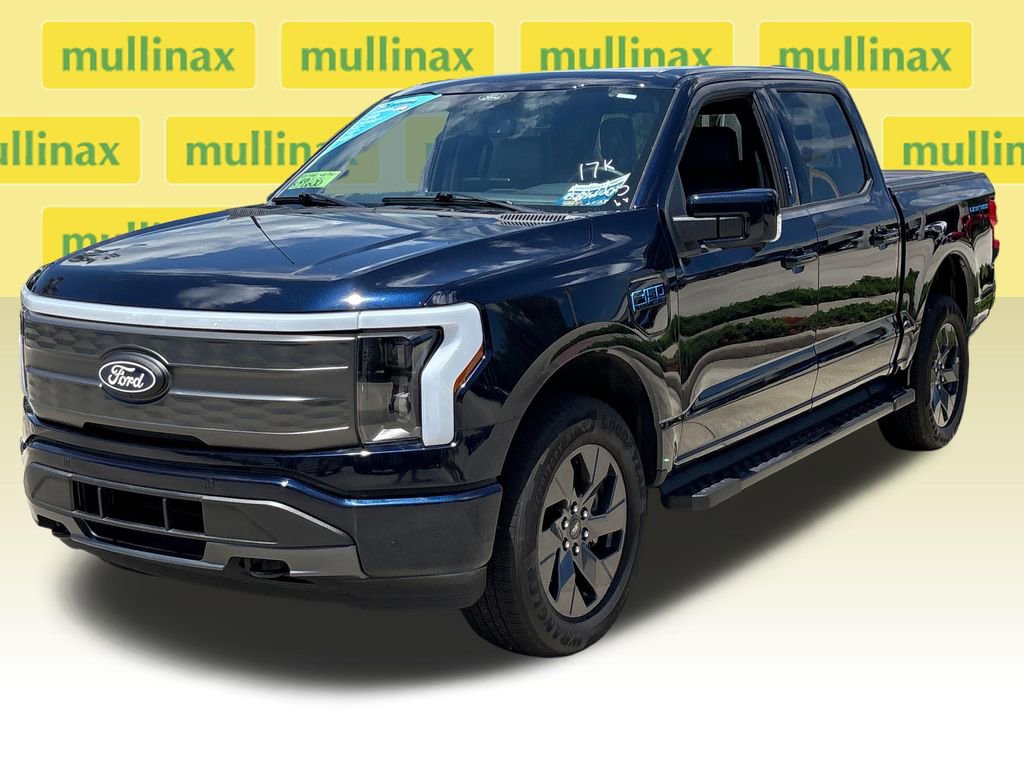 Certified 2025 Ford F150 Lightning Lariat AWD/4WD image 14
