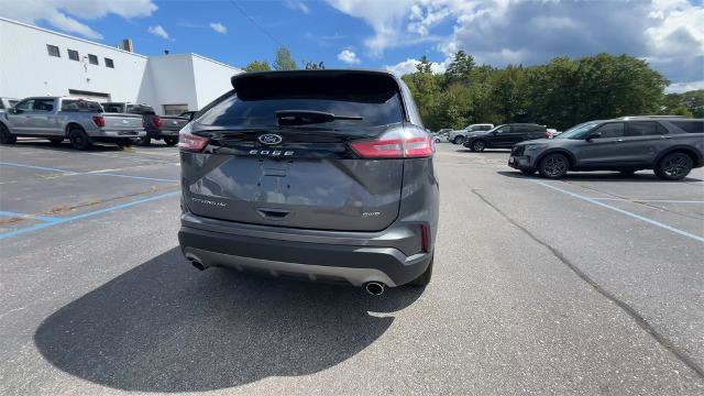 Certified 2024 Ford Edge Titanium image 4