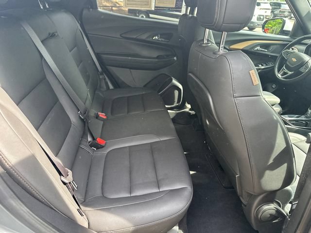 Used 2023 Chevrolet TrailBlazer ACTIV w/ Sun and Liftgate Package FWD image 18