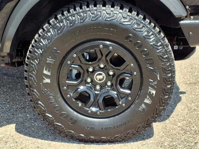 Certified 2022 Ford Bronco Wildtrak AWD/4WD image 39
