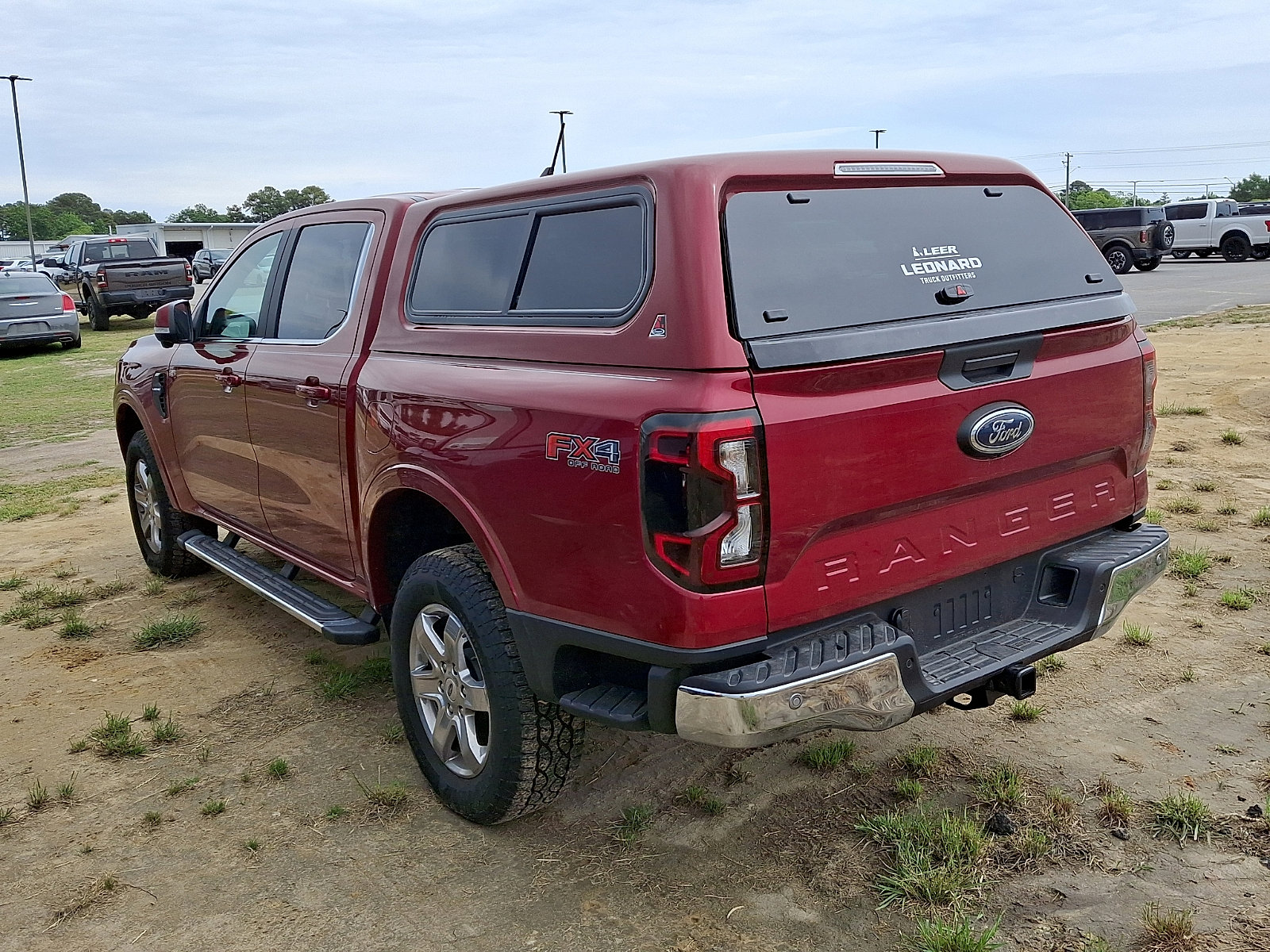 Certified 2025 Ford Ranger Lariat w/ FX4 Off-Road Package AWD/4WD image 3