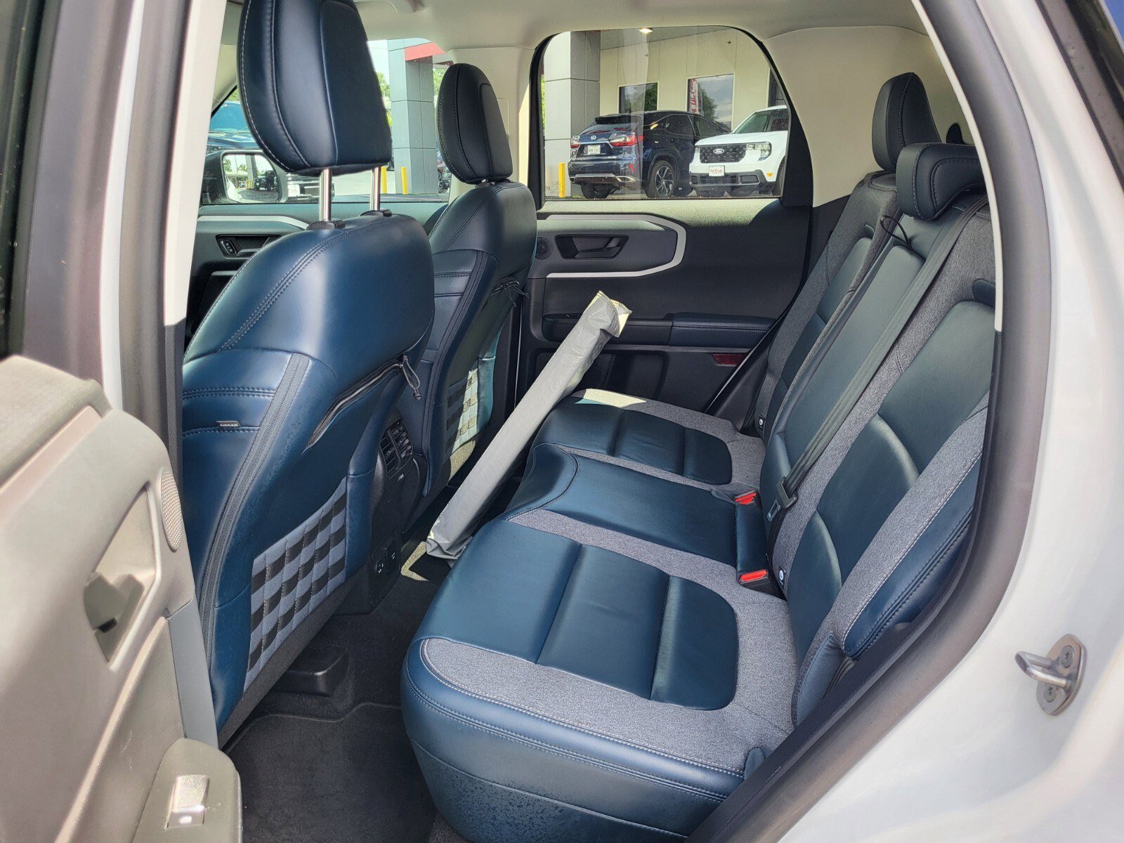 Certified 2023 Ford Bronco Sport Outer Banks w/ Tech Package AWD/4WD image 18