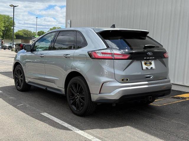 Certified 2023 Ford Edge ST-Line w/ Class II Trailer Tow Package AWD/4WD image 3