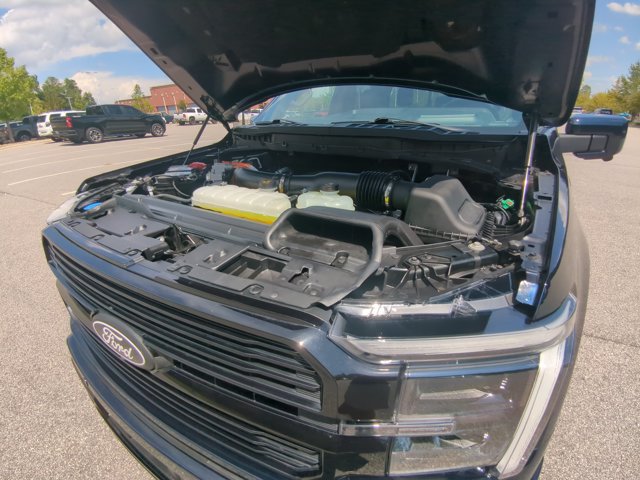Certified 2025 Ford F150 Platinum w/ Equipment Group 702A High AWD/4WD image 29