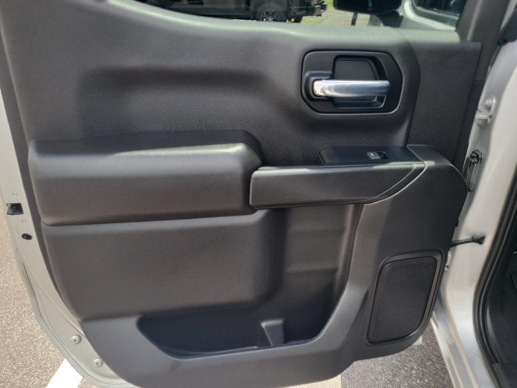 Used 2022 Chevrolet Silverado 1500 Custom AWD/4WD image 8