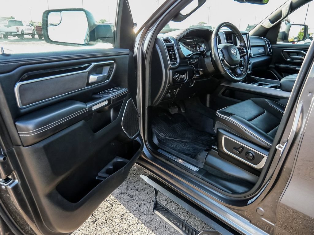 Used 2022 RAM 1500 Laramie w/ Sport Appearance Package AWD/4WD image 36