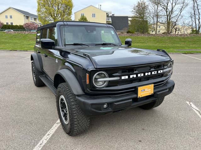 Certified 2021 Ford Bronco Outer Banks w/ Sasquatch Package AWD/4WD image 2
