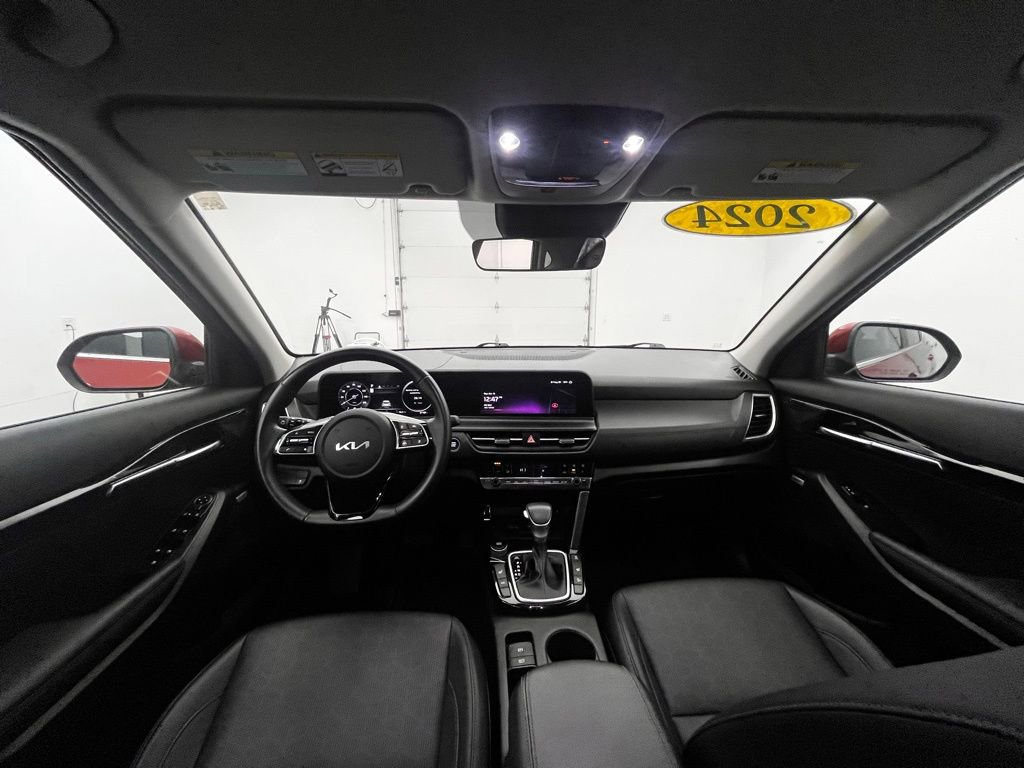 Used 2024 Kia Seltos SX image 11