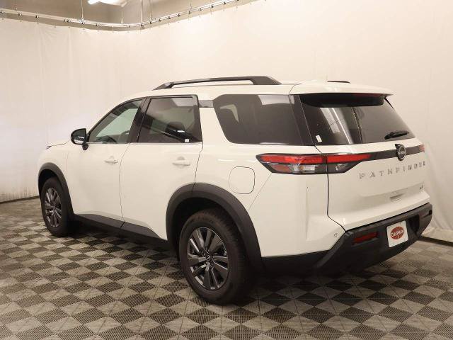 Used 2024 Nissan Pathfinder SV FWD image 12