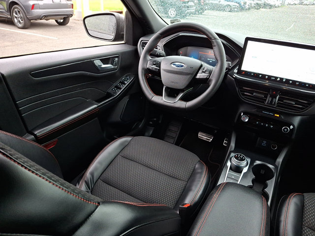 Certified 2023 Ford Escape ST-Line w/ Tech Pack #1 AWD/4WD image 14