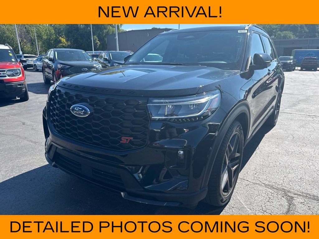 Certified 2025 Ford Explorer ST AWD/4WD image 1