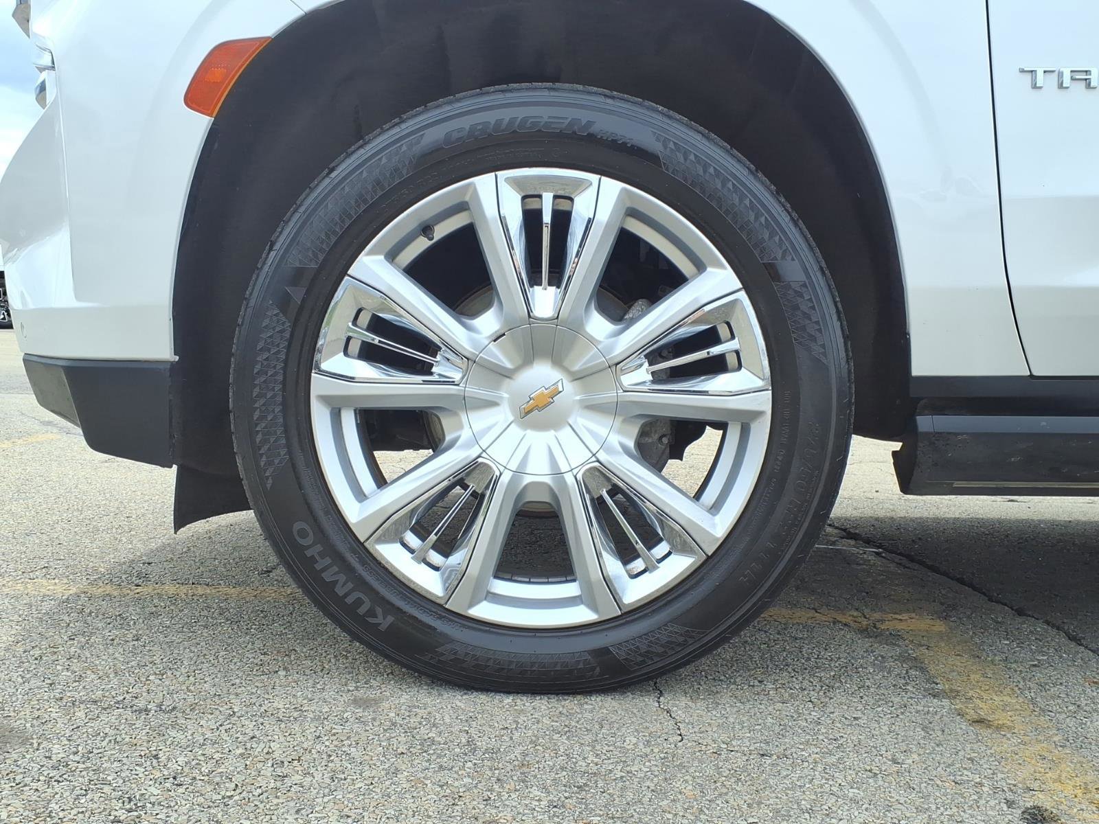 Used 2021 Chevrolet Tahoe High Country w/ Premium Package image 7