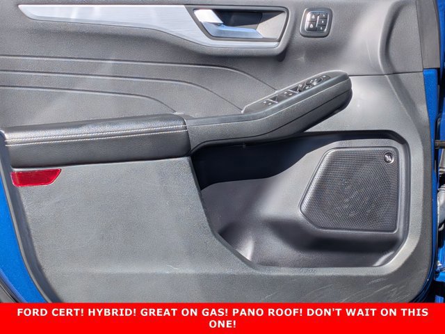 Certified 2023 Ford Escape Platinum w/ Premium Technology Package image 13