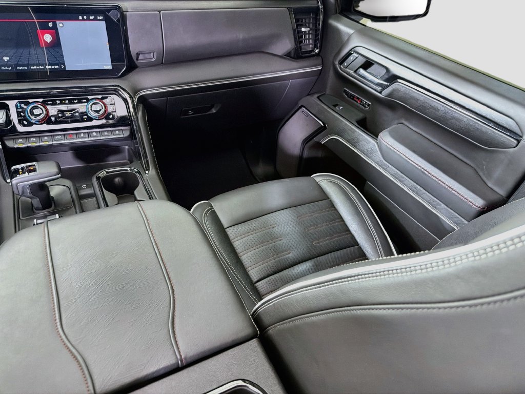Used 2023 GMC Sierra 1500 AT4X AWD/4WD image 29
