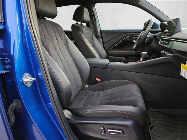 Used 2025 Acura ADX A-Spec AWD/4WD image 18