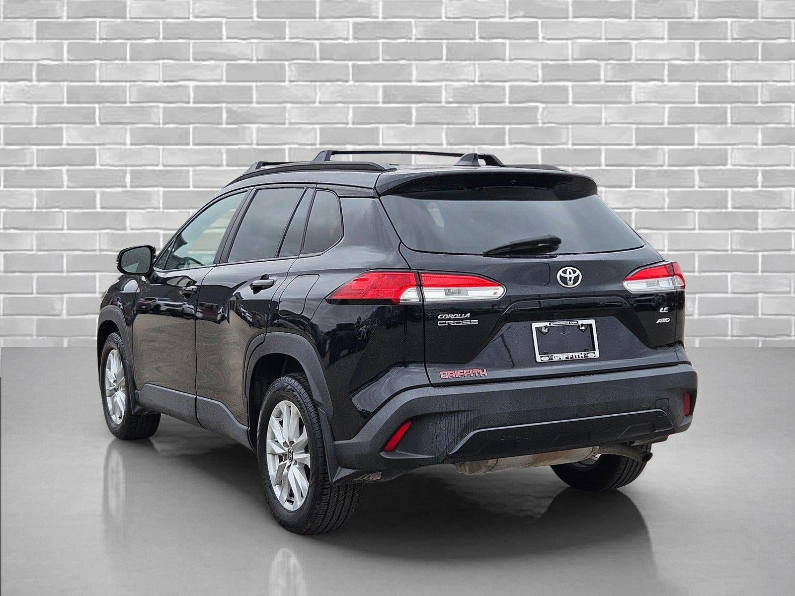 Used 2023 Toyota Corolla Cross LE AWD/4WD image 7
