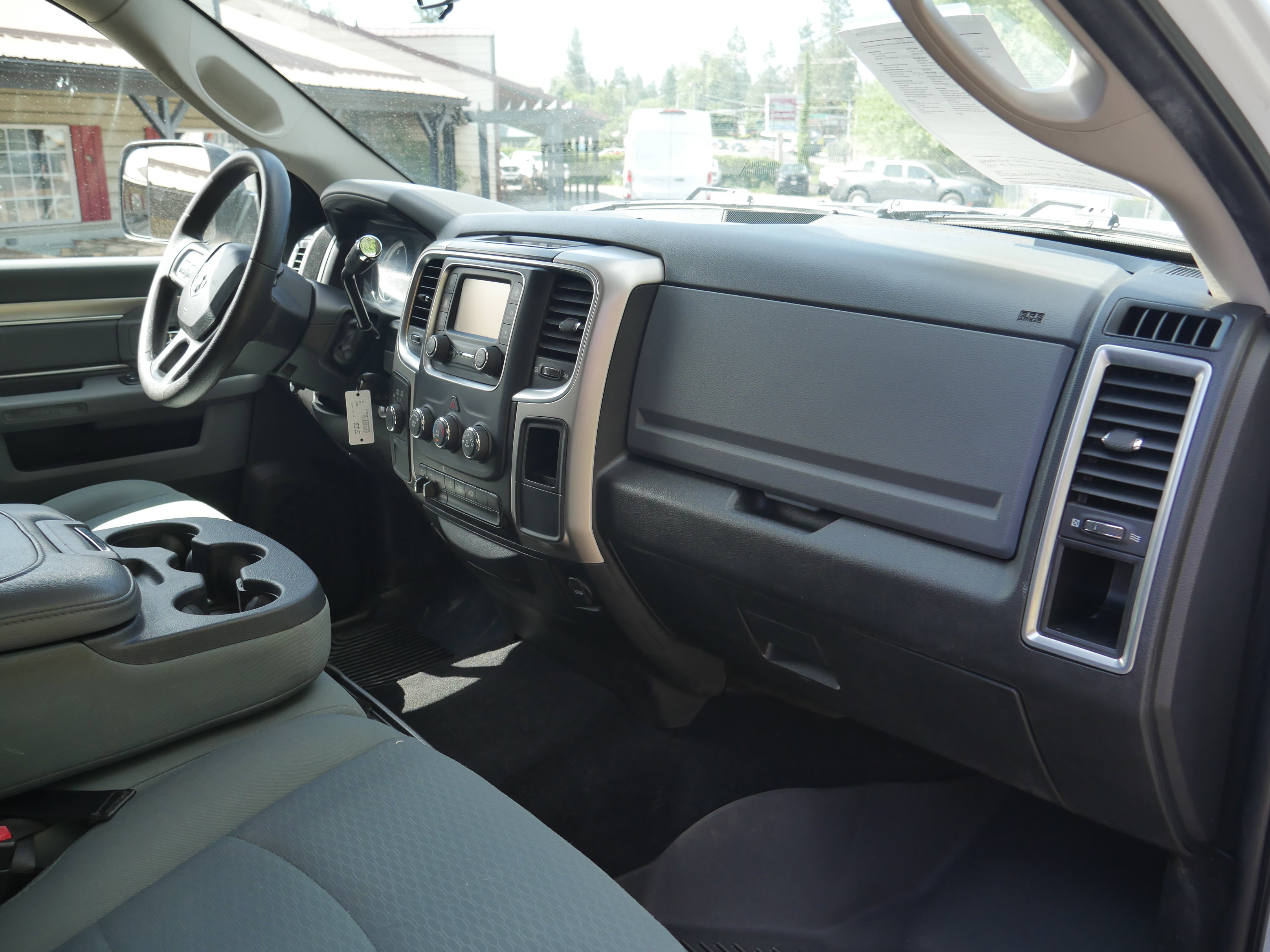 Used 2018 RAM 3500 SLT AWD/4WD image 24