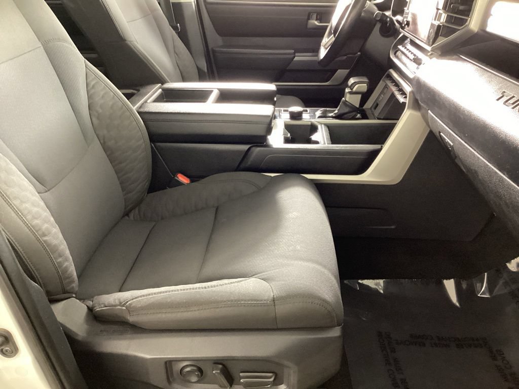 Used 2022 Toyota Tundra SR5 AWD/4WD image 26