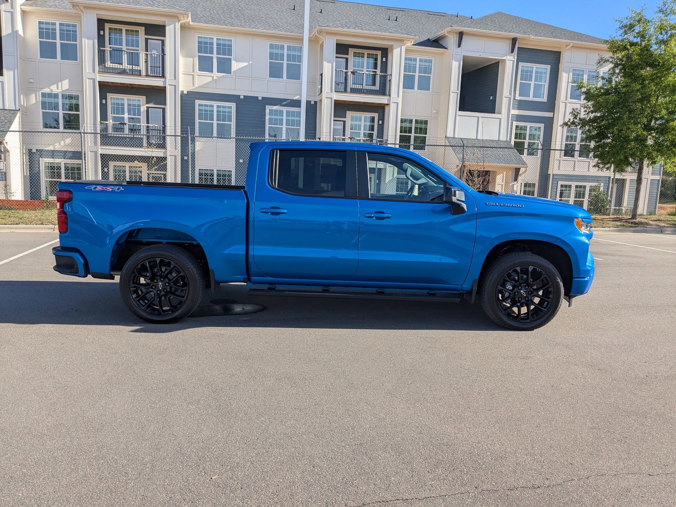 Used 2025 Chevrolet Silverado 1500 RST w/ Convenience Package II image 6