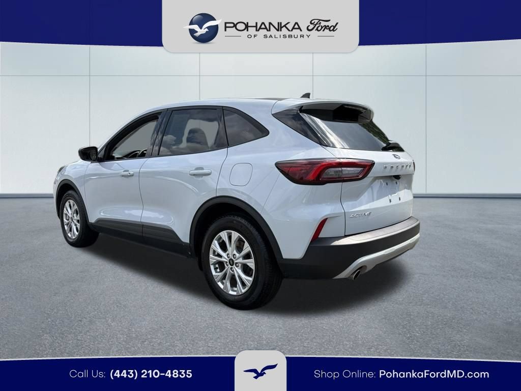 Certified 2025 Ford Escape Active FWD image 7