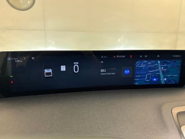 Certified 2025 Ford Expedition Active image 23