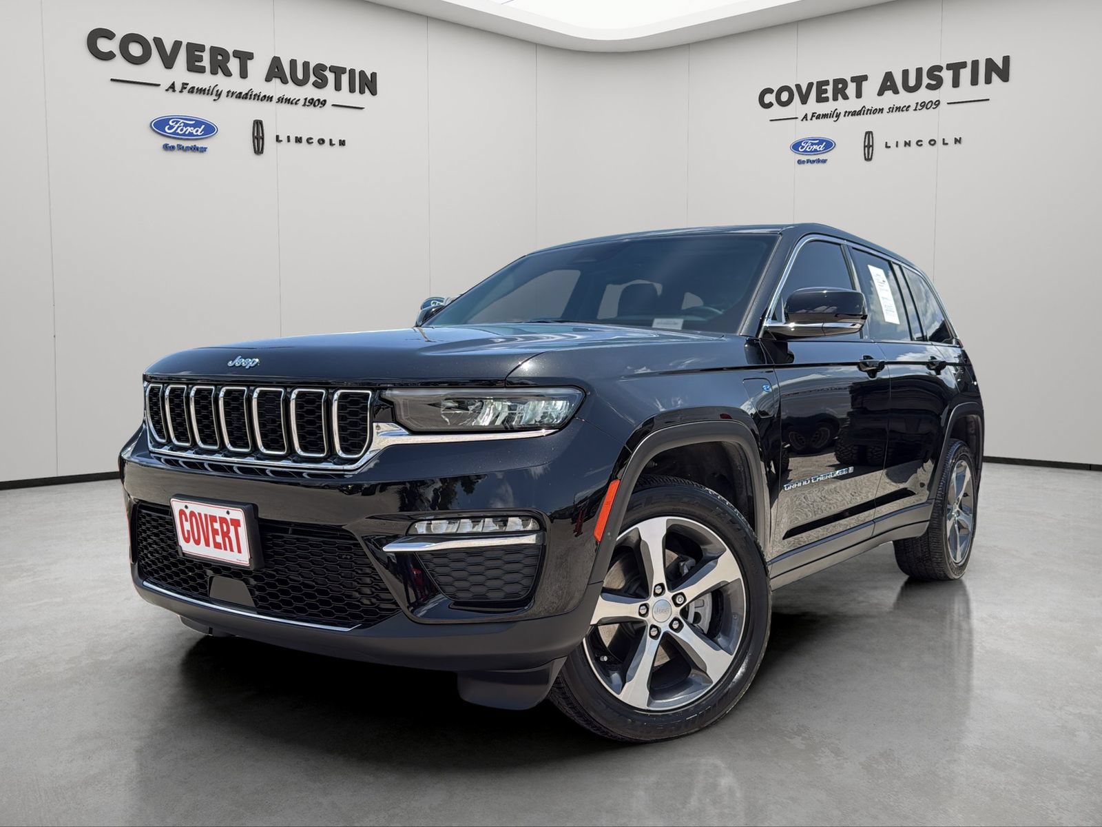 Used 2023 Jeep Grand Cherokee 4WD 4xe