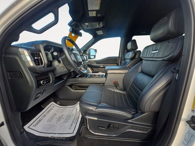 Certified 2025 Ford F450 Platinum w/ FX4 Off-Road Package image 9