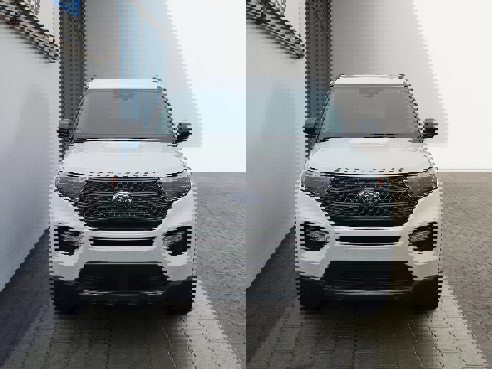 Certified 2023 Ford Explorer XLT w/ Equipment Group 202A image 9