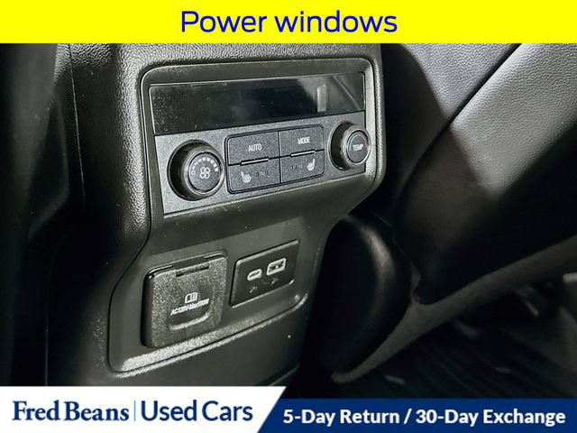 Used 2020 GMC Acadia SLT w/ Driver Alert Package II AWD/4WD image 34