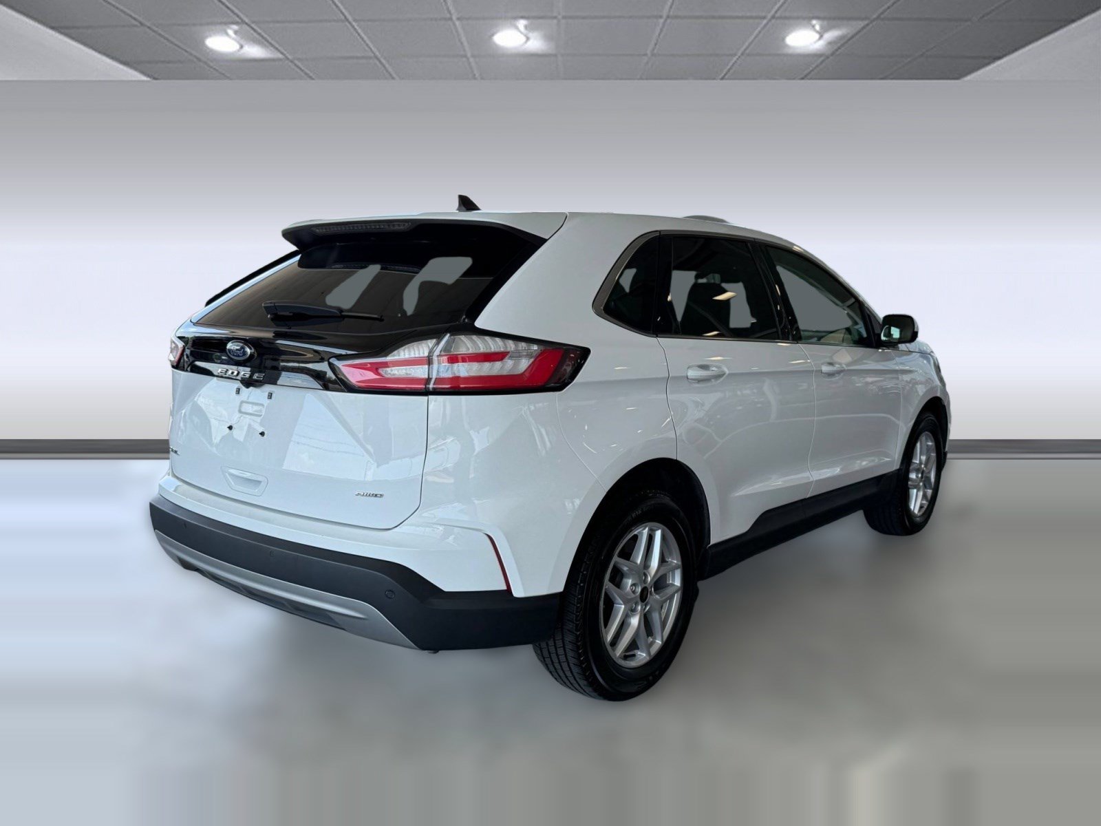 Certified 2024 Ford Edge SEL AWD/4WD image 9