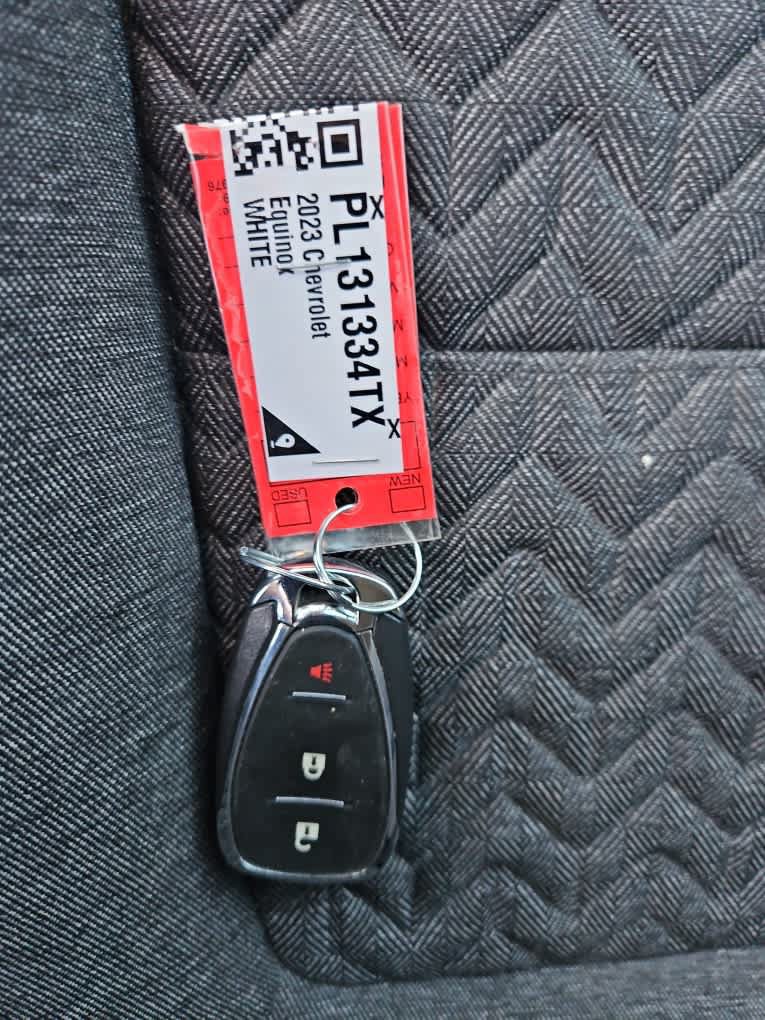 Used 2023 Chevrolet Equinox LT FWD image 20
