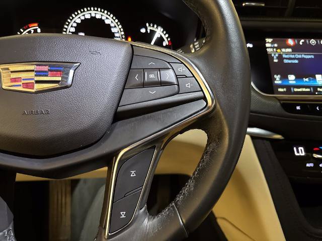 Used 2019 Cadillac XT5 FWD image 15