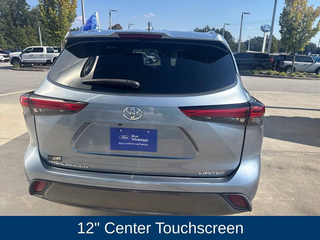 Used 2023 Toyota Highlander Limited FWD image 5
