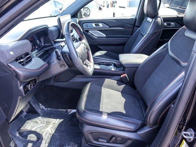 Certified 2025 Ford Explorer ST AWD/4WD image 13