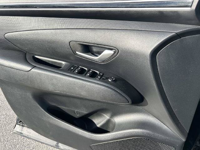 Used 2022 Hyundai Santa Cruz SEL Premium AWD/4WD image 25
