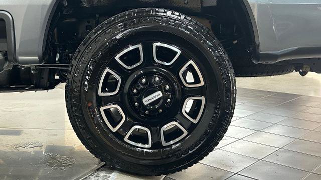 Certified 2026 Ford F250 Platinum w/ FX4 Off-Road Package AWD/4WD image 28
