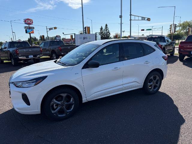Certified 2023 Ford Escape ST-Line w/ Tech Pack #1 AWD/4WD image 3