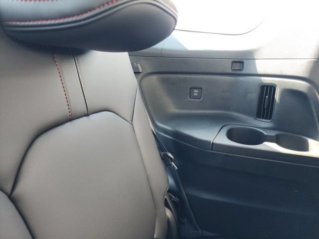 Used 2025 Honda Pilot Black Edition image 43