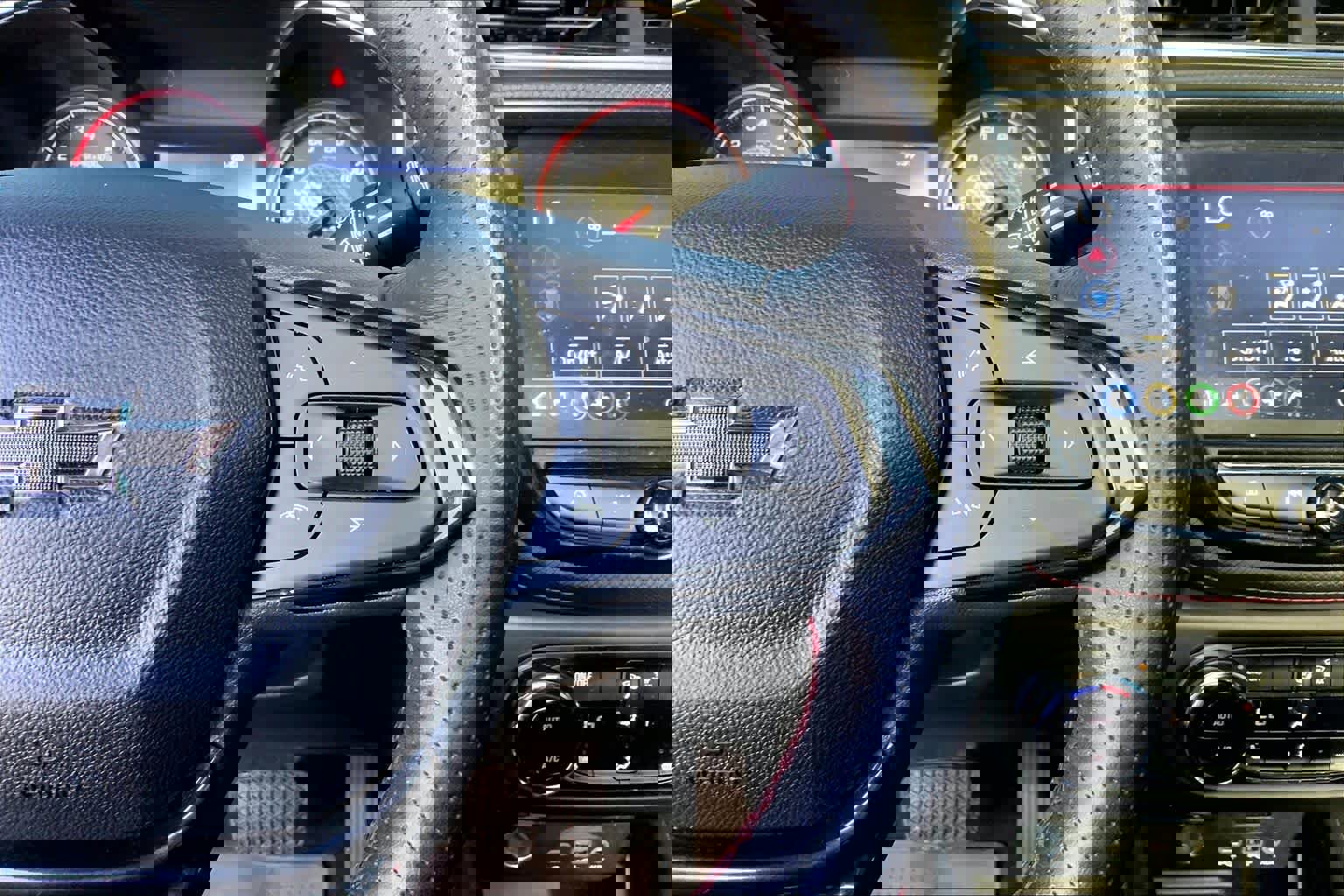 Used 2023 Chevrolet TrailBlazer RS w/ Sun and Liftgate Package image 21